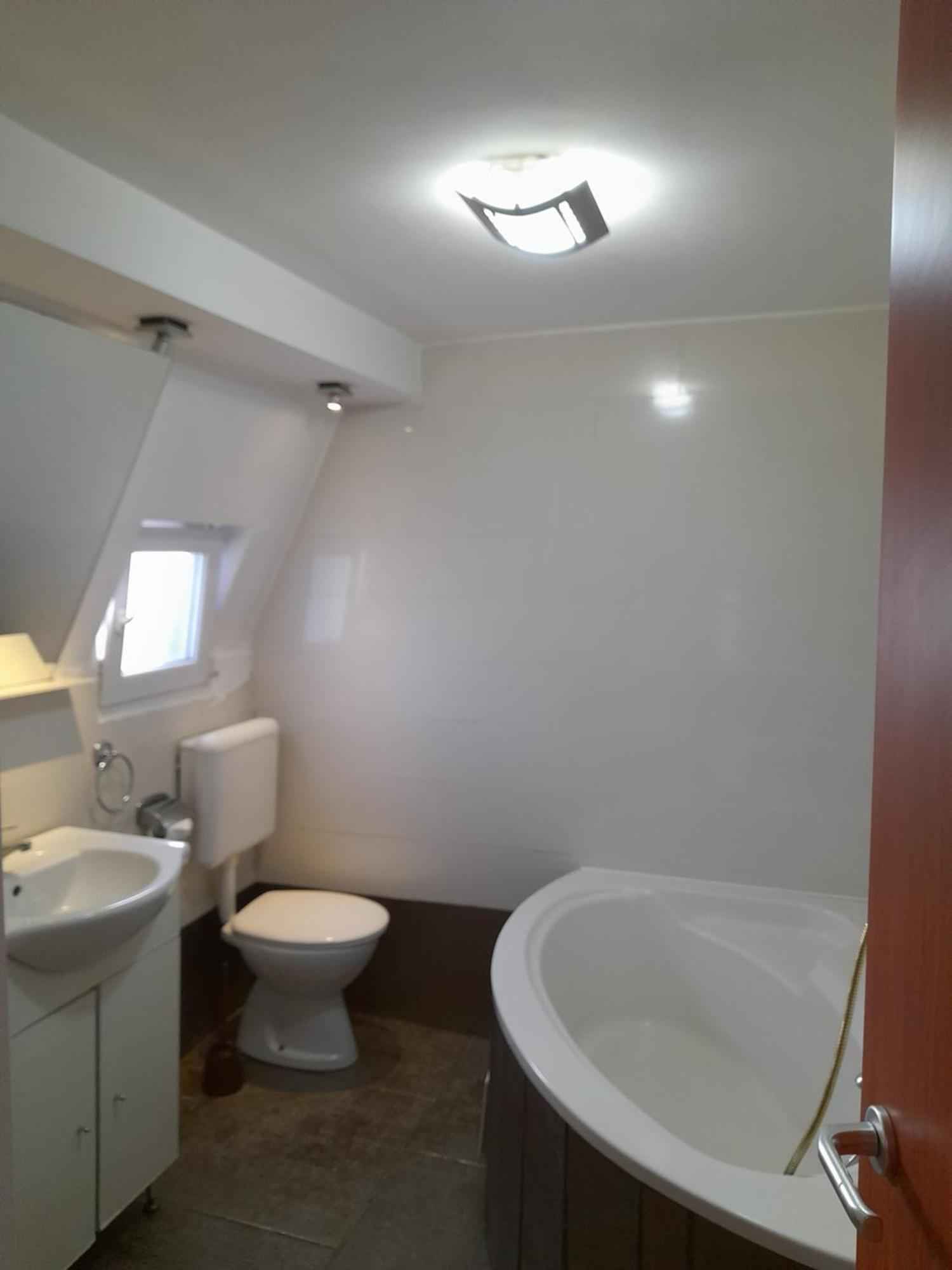 Apartament Garsoniera Sic Zona Terapia Zona Linistita La Casa Cu Parcare Kluż-Napoka Zewnętrze zdjęcie